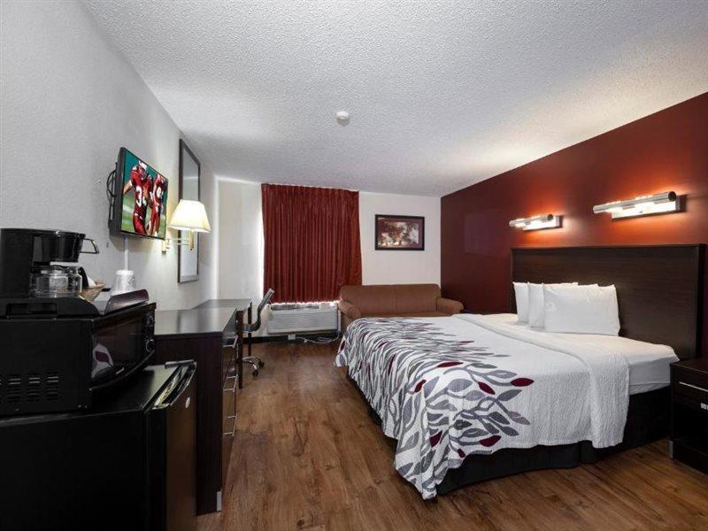 Red Roof Inn Charlotte - University Exterior foto